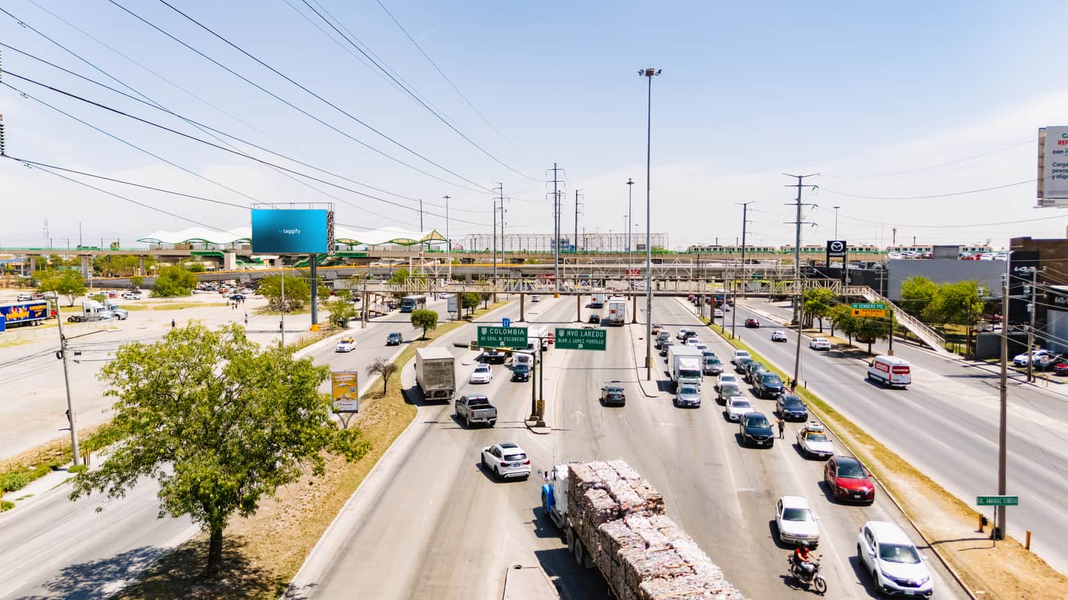Escobedo - Avenida Universidad 1400E - Sin Nombre de Col 6 - Monterrey · Sin Nombre de Col 6