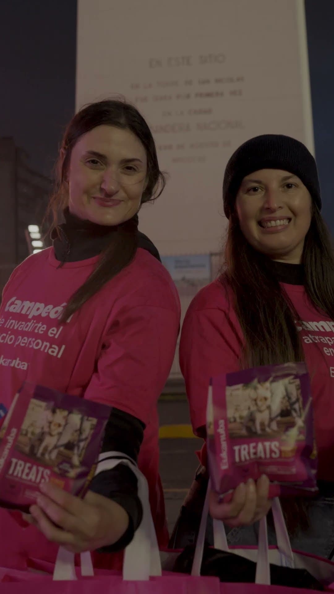 Exclusividad de Eukanuba en el Obelisco junto a Taggify