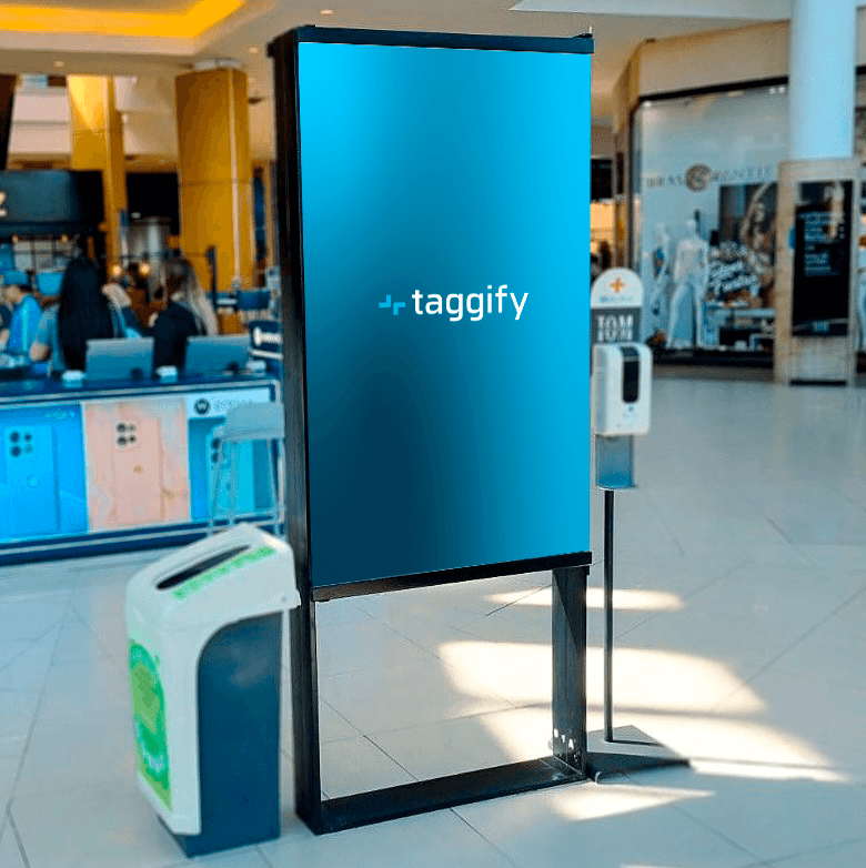 GBA - Tortugas Open Mall - MUPI 1 - Cara A y B - El Triángulo, El Triángulo, Argentina