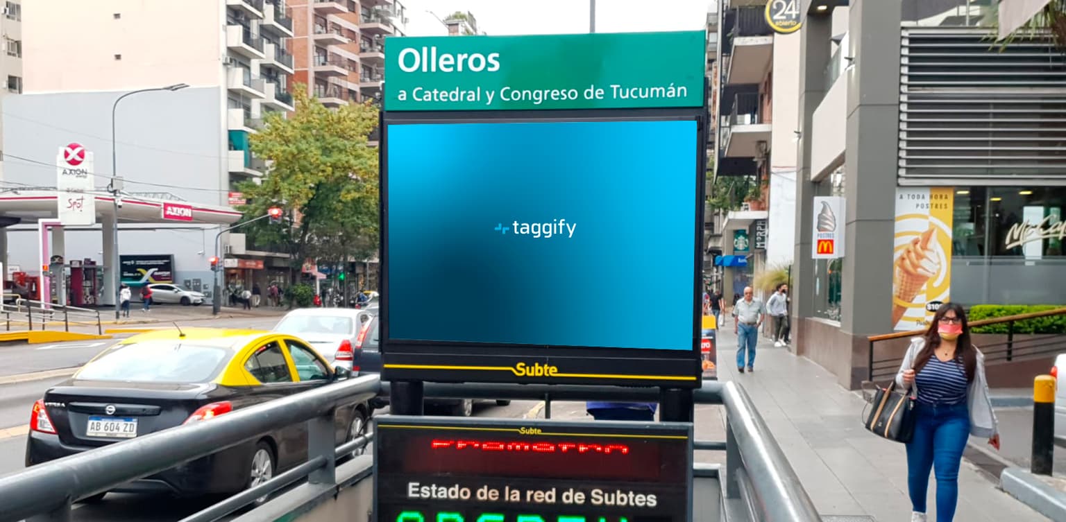 CABA - Colegiales - Subte Acceso: Olleros (D) G01 - Subte Acceso: Olleros (D) G01, Palermo, Argentina