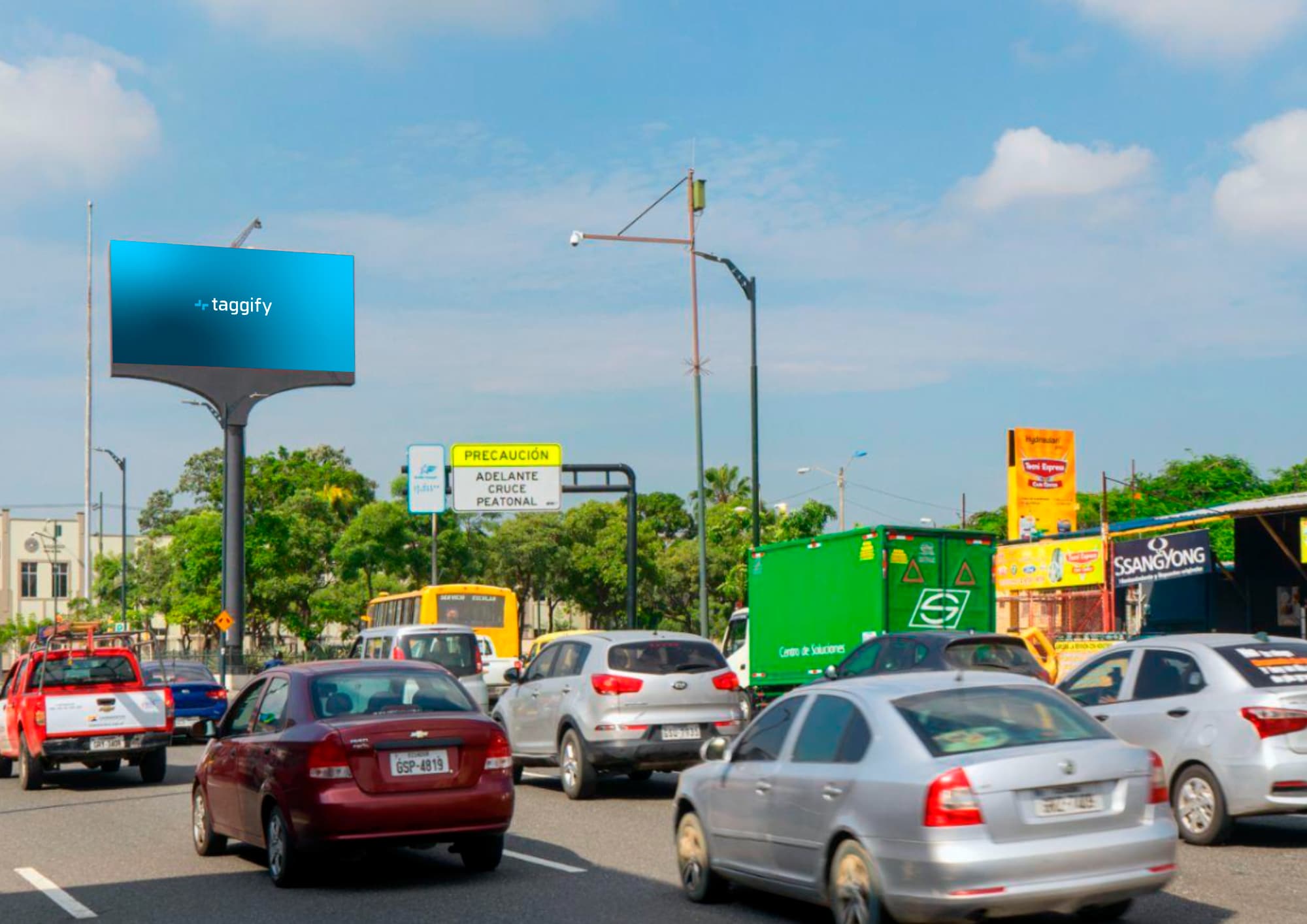 Machala - Av Machala Y Gomez Rendon - Av Machala Y Gomez Rendon, Guayaquil, Ecuador
