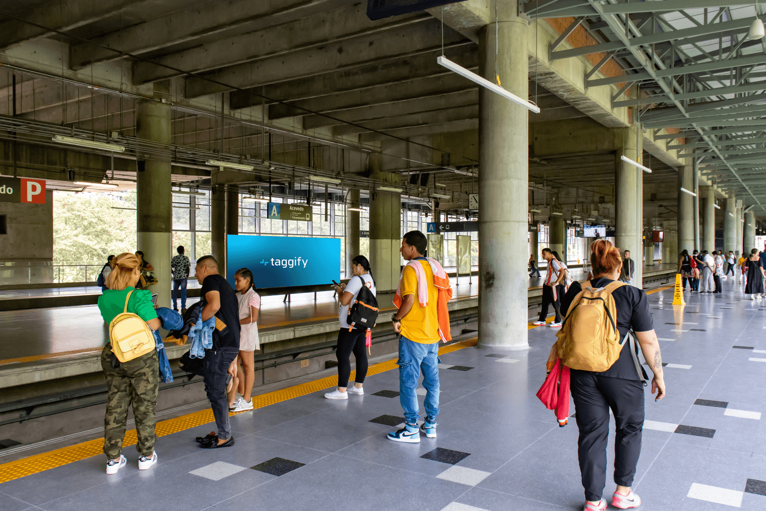 Medellin - Estacion Acevedo Sur - Bello, Colombia