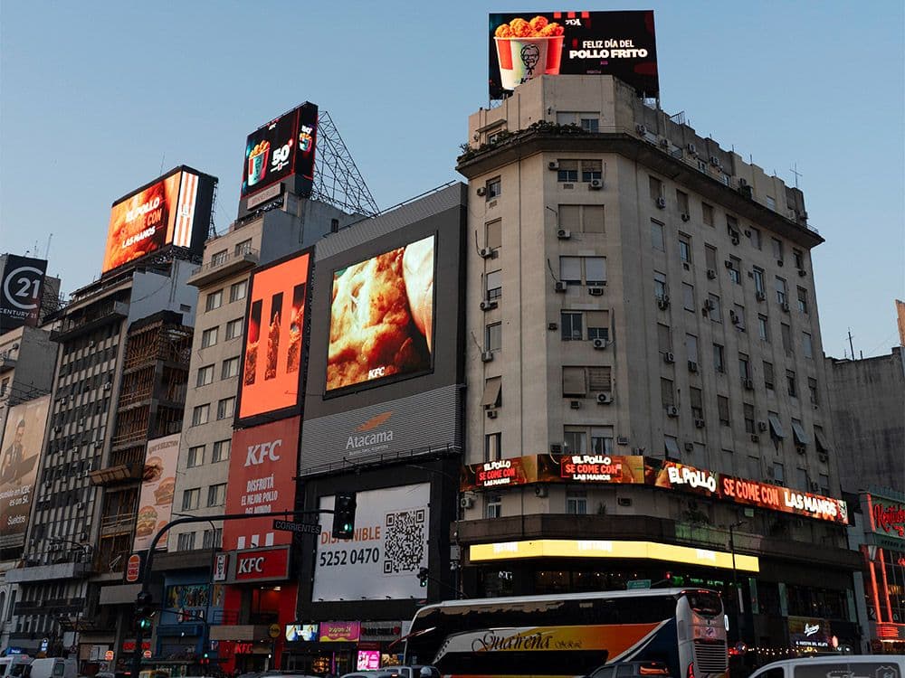 KFC Celebrated Fried Chicken Day with Taggify in Buenos Aires — Image 3