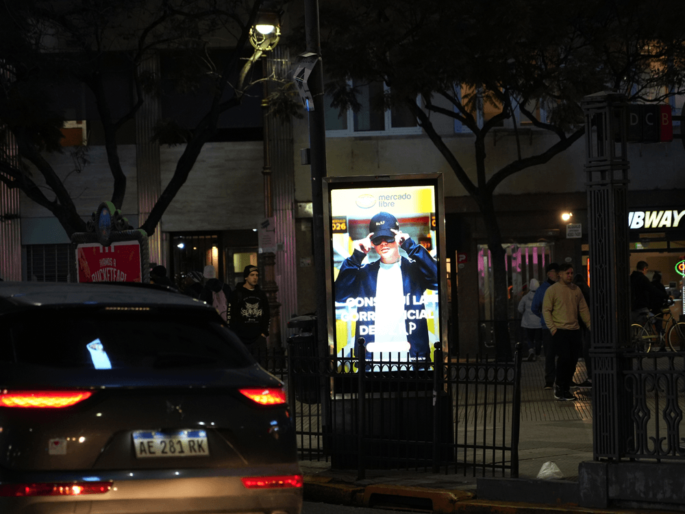 Mercado Libre and Bizarrap fascinate with their DOOH campaign at the Obelisk in Buenos Aires — Image 1