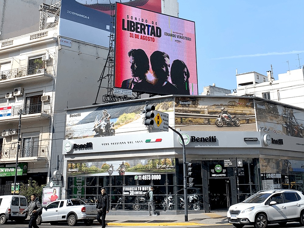The film “Sound of Freedom” boosted its release in Digital Out-of-Home (DOOH) with Taggify — Image 1