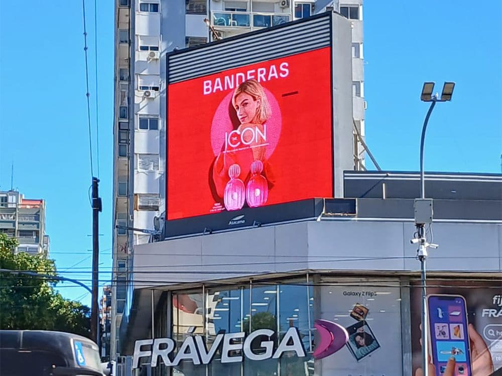Banderas fragrances conquered Buenos Aires with its DOOH campaign on Taggify — Image 2