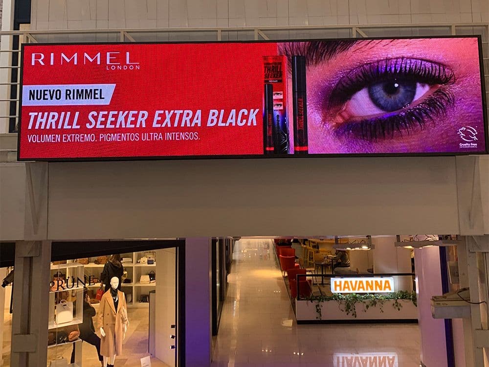 Rimmel confía en Taggify para impulsar su presencia en Argentina con DOOH — Imagen 3