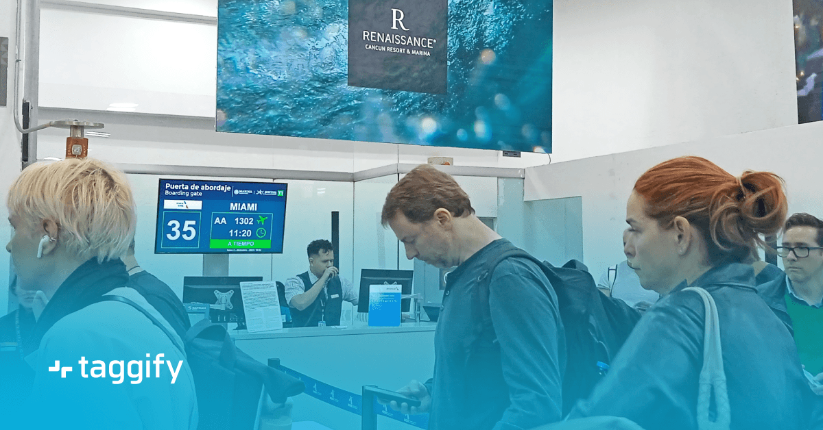 Digital Out-of-Home advertising for the travel industry