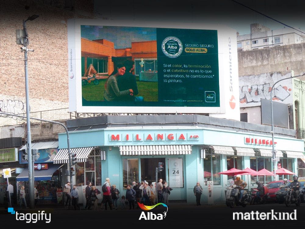 Alba paints launched its programmatic campaign "For sure, only Alba" on screens of Buenos Aires