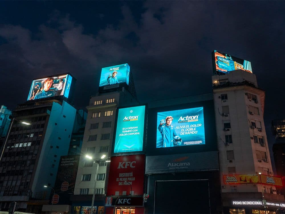 Bayer captivates the Obelisk with a pDOOH campaign with Taggify in Buenos Aires