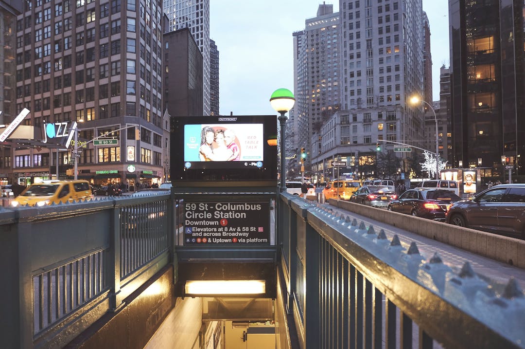 Unleashing the Power of DOOH with Taggify