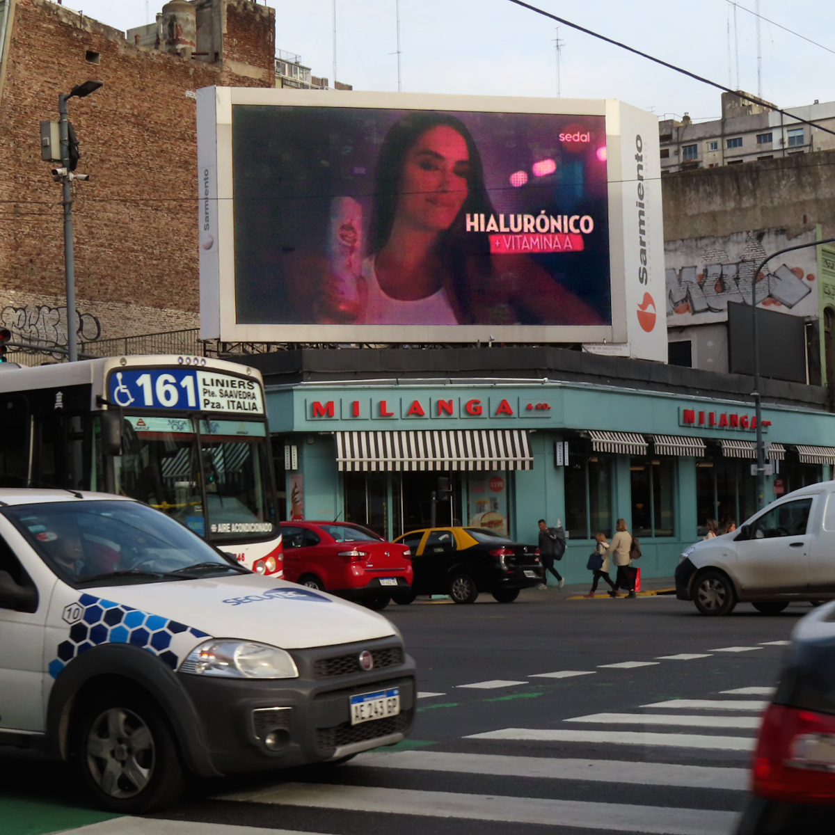Discover how Sedal and Taggify revolutionized DOOH with their latest campaign