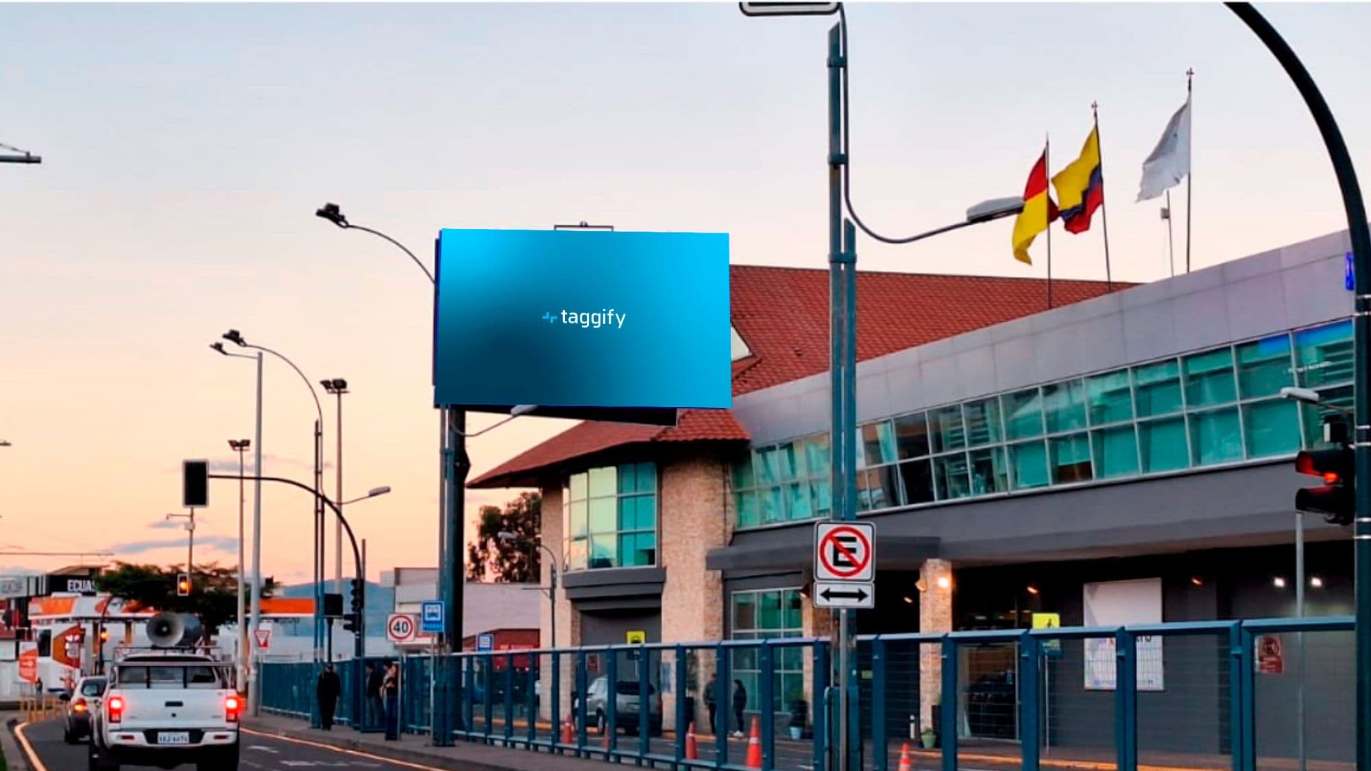 Loja Argelia - Av Espana Ingreso Peatonal Aeropuerto, Loja