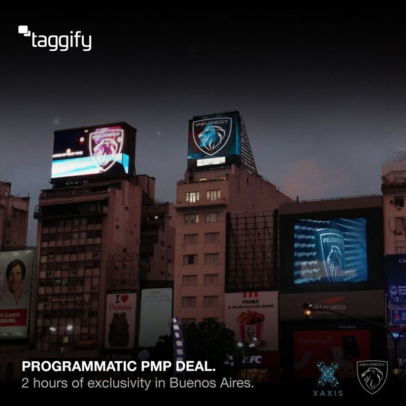 Peugeot made an exclusivity campaign in Obelisco screens to reveal its new Brand