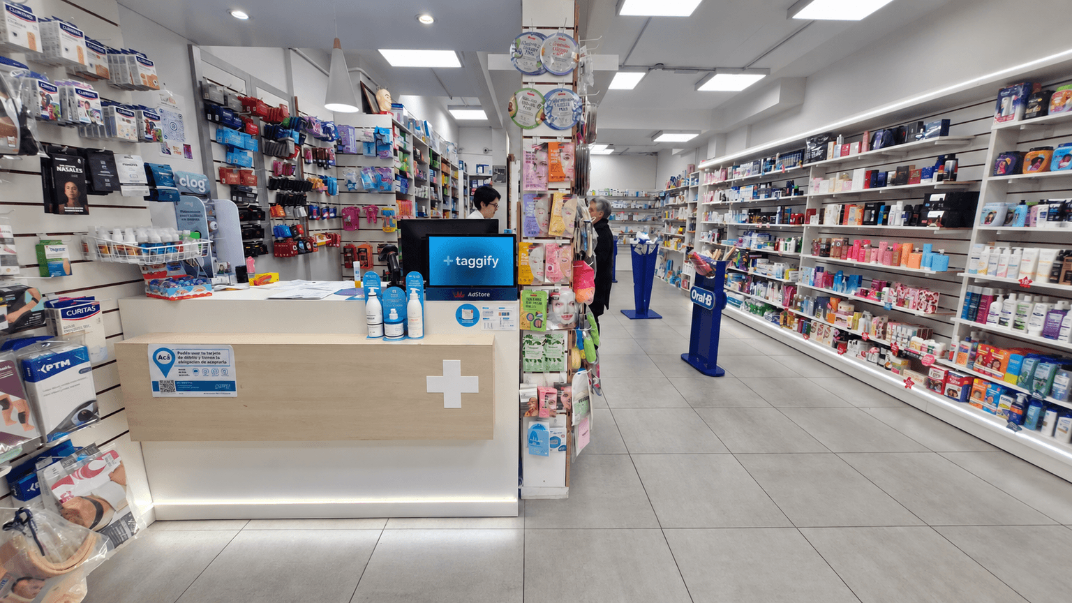 CABA - Belgrano - Av. Monroe 3317 - Farmacia - Belgrano · Av. Monroe 3317