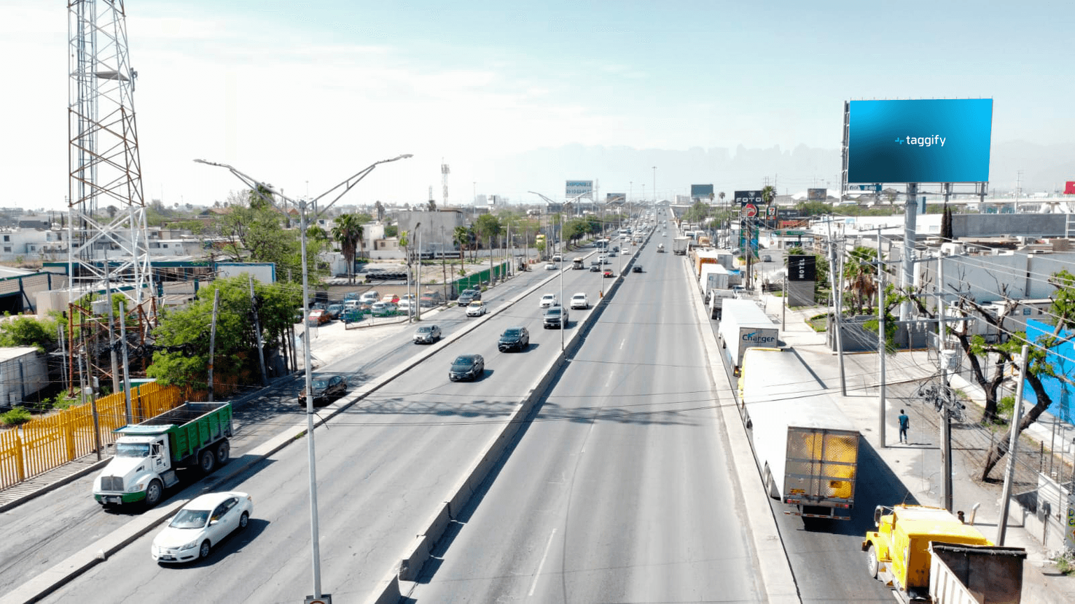 Monterrey - Lopez Portillo 710 - Avenida Universidad - Carretera Laredo V1 - Monterrey · DE-0061