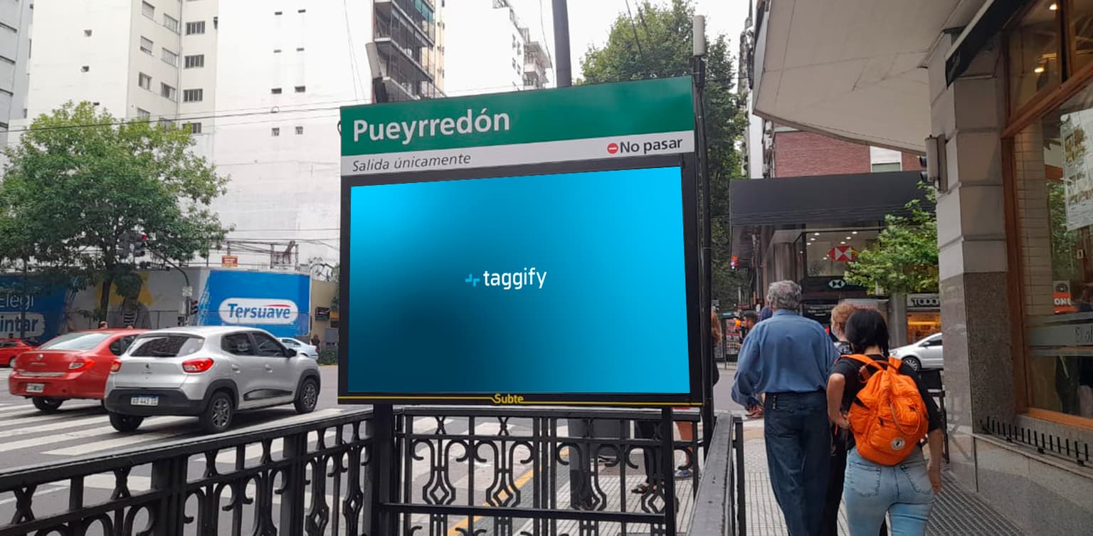 CABA - Recoleta - Subte Acceso: Pueyrredon (D) G01 - Subte Acceso: Pueyrredon (D) G01, Recoleta, Argentina