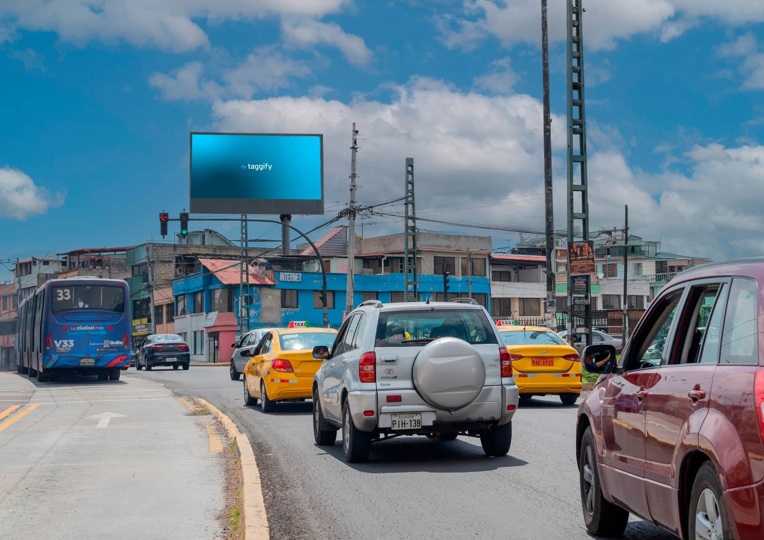 Sur Quito - Av Teniente Hugo Ortiz Y Cusubamba Quito - Solanda · Av Teniente Hugo ortiz Y Cusubamba Quito