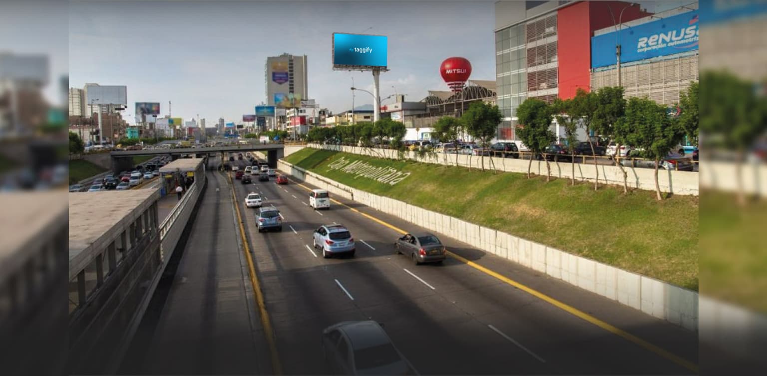 Lima - La Victoria - Centro - Av. Paseo de la Republica y Av. Canada - La Victoria - Centro - Av. Paseo de la Republica y Av. Canada, La Victoria, Peru