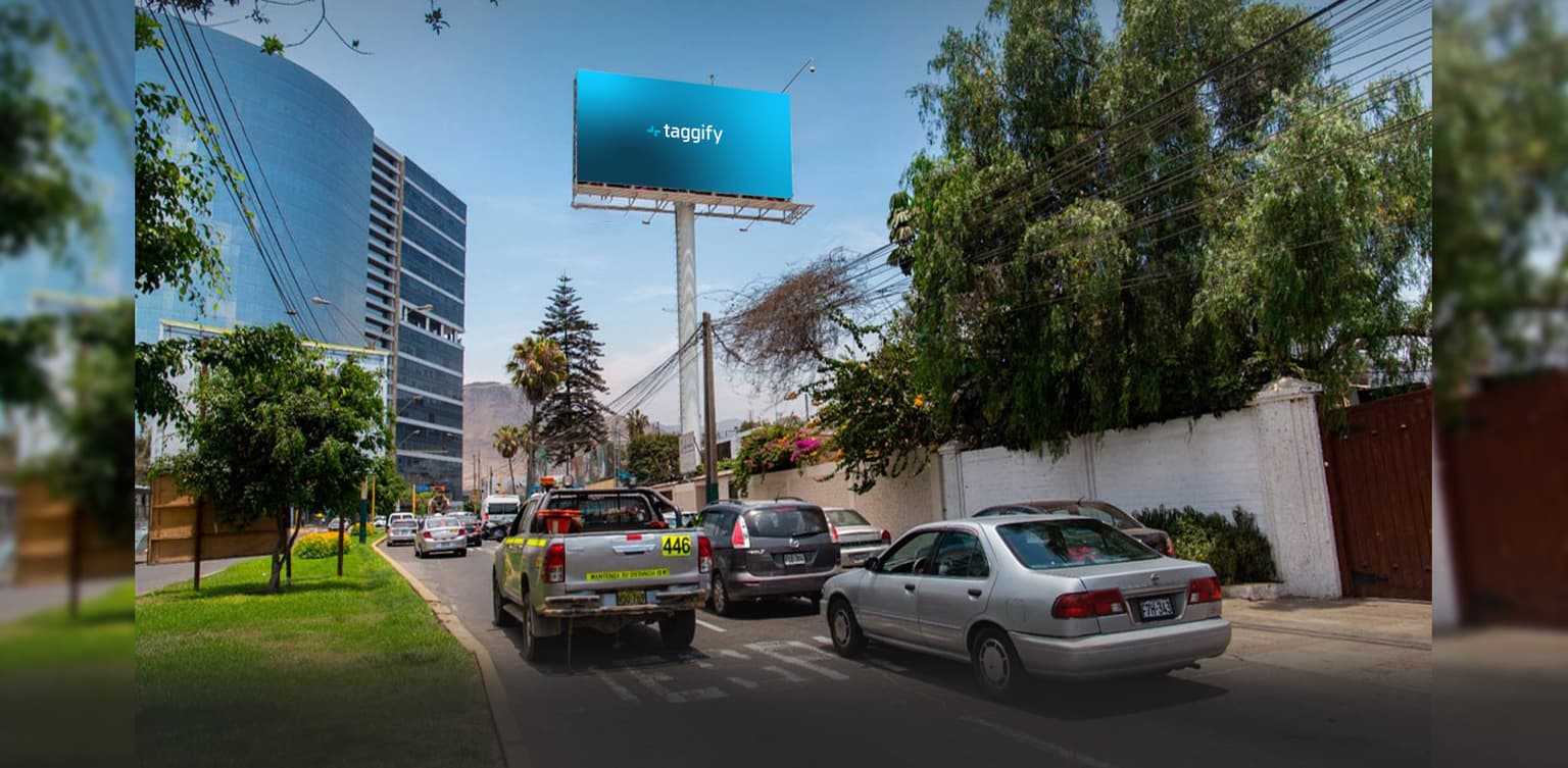 Lima - Santiago de Surco - Sur - Av. El Derby y Av. Manuel Olguin - Santiago de Surco - Sur - Av. El Derby y Av. Manuel Olguin, Santiago de Surco, Peru